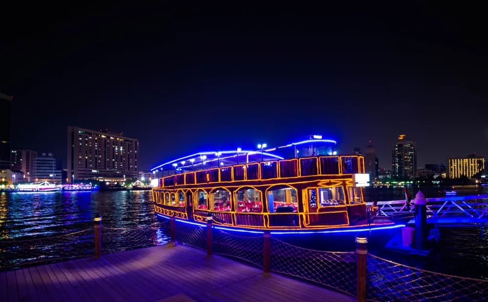 Dhow Cruise Dubai Marina - Photo 3